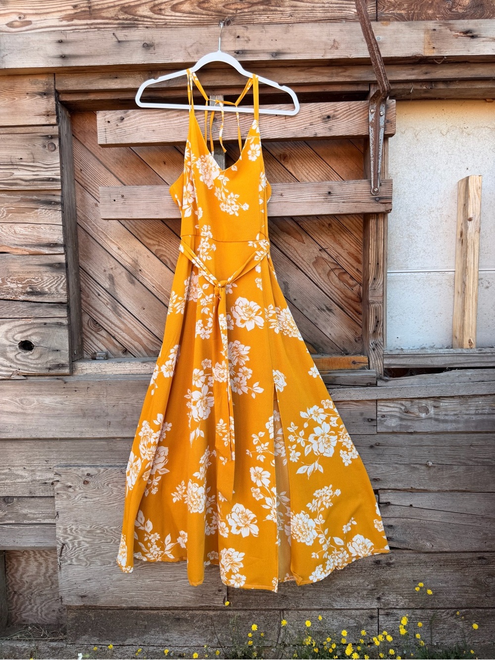 Premier Amour Floral Tie-Back Maxi Dress - Picture 2 of 5